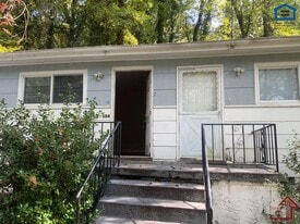 304 Tunnel Blvd in Chattanooga, TN - Building Photo