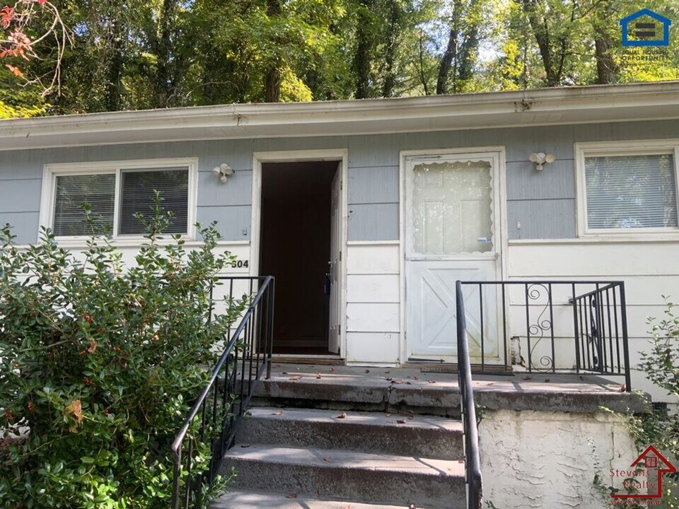 304 Tunnel Blvd in Chattanooga, TN - Foto de edificio