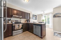 573 Chapman Mills Dr in Ottawa, ON - Building Photo - Building Photo