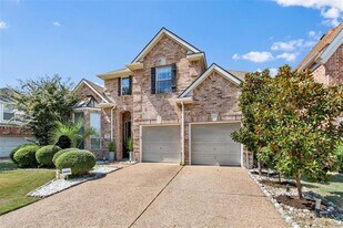 5757 Hidden Creek Ln in Frisco, TX - Building Photo