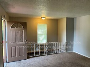 418 N Jennings Rd in Independence, MO - Building Photo - Building Photo