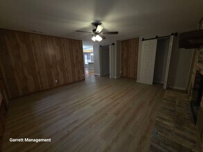 707 W 4th St in Lampasas, TX - Building Photo - Building Photo