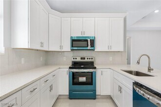2716 Diplomat Pkwy W in Cape Coral, FL - Building Photo - Building Photo