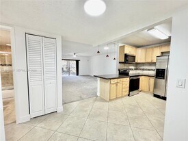 8632 NW 34th Pl in Sunrise, FL - Building Photo
