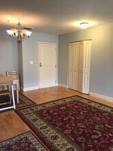 318 Rindge Ave, Unit 1 in Cambridge, MA - Building Photo - Building Photo