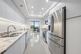 123 Lakeshore Dr in North Palm Beach, FL - Building Photo - Building Photo
