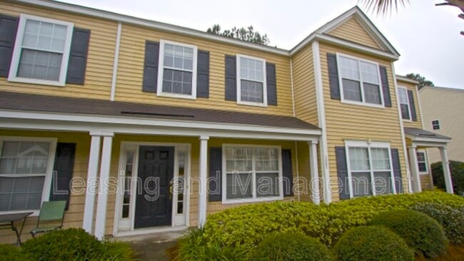 property at 1247 Island Club Dr