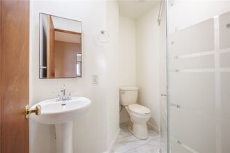 43 River Meadow Dr in Rochester, NY - Building Photo - Building Photo