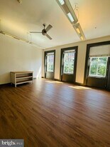 914 St Paul St in Baltimore, MD - Building Photo