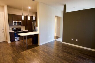 1500 N Haskell Ave.-Unit -3001 in Dallas, TX - Foto de edificio - Building Photo