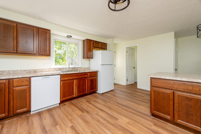 Victor Heights - Fully Renovated! in Farmington, NY - Building Photo - Interior Photo