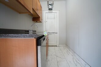 220 Kelton St in Boston, MA - Building Photo - Building Photo