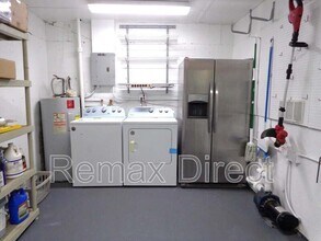 744 Buttonwood Rd in North Palm Beach, FL - Building Photo - Building Photo