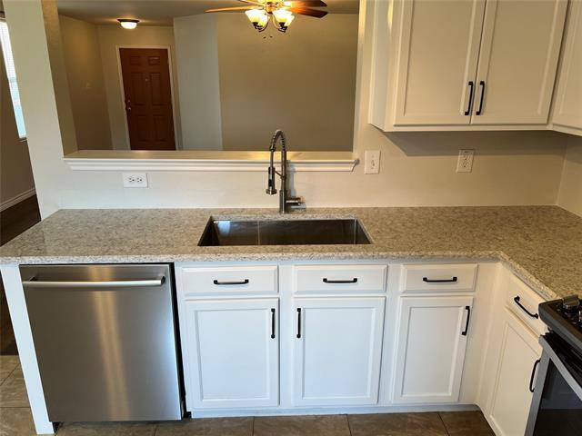 property at 1106 Wyatt Earp Dr
