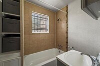2516 Anita St photo'