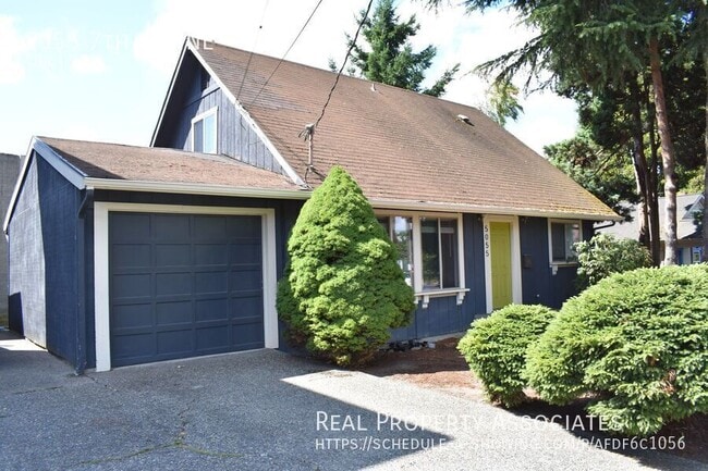 5055 7th Ave NE in Seattle, WA - Foto de edificio - Building Photo