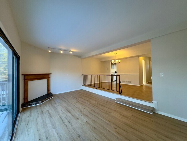 113 Bourbon Ct in Parkville, MD - Building Photo - Building Photo