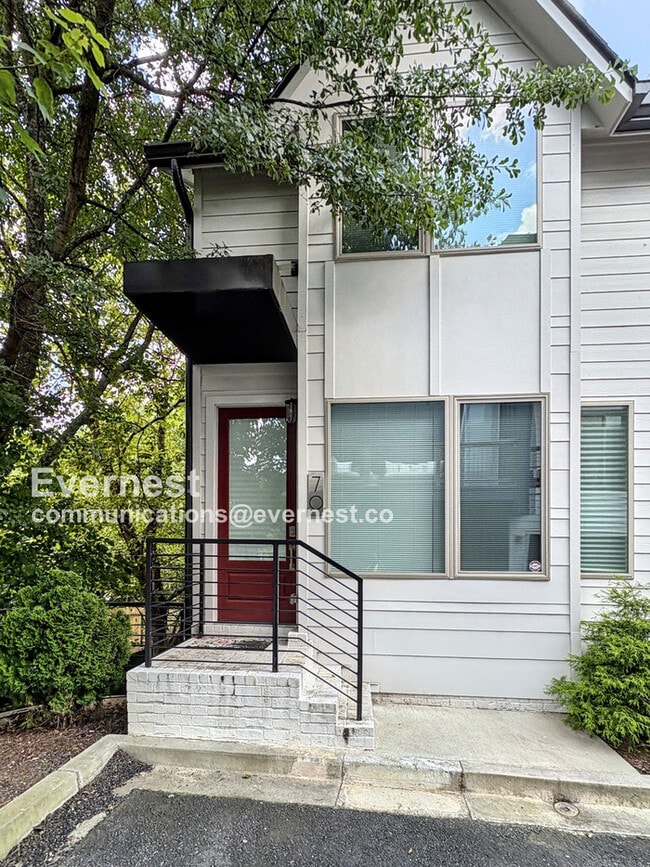 property at 70 Rowe St NE