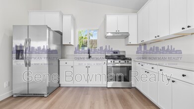 2413 Fleetwood St in San Diego, CA - Building Photo - Building Photo