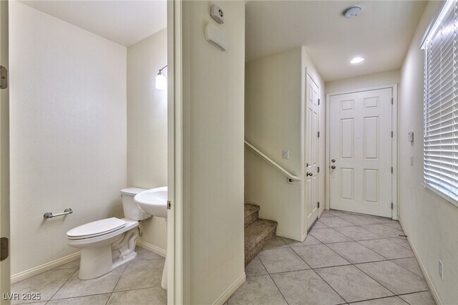 6319 Pacific Sky St in North Las Vegas, NV - Building Photo - Building Photo