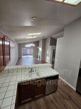 246 Potrero St in Suisun City, CA - Building Photo - Building Photo