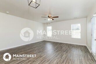 6166 Brentwood Pk Dr in Rural Hall, NC - Foto de edificio - Building Photo