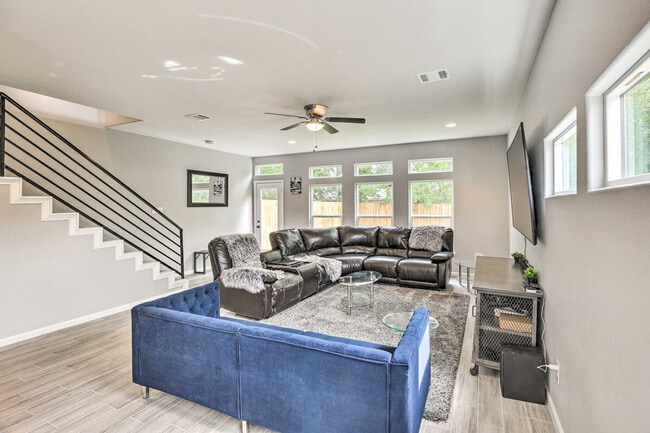 property at 4835 Sunflower St