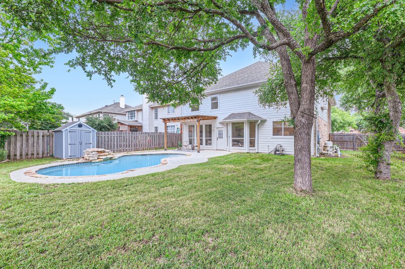 1200 Boerne Dr in Cedar Park, TX - Building Photo