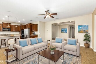 35082 N Laredo Dr in Queen Creek, AZ - Building Photo - Building Photo