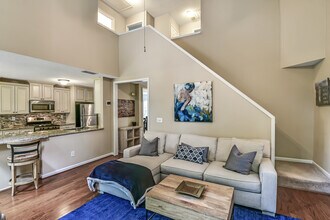 6165 Pattingham Dr in Roswell, GA - Building Photo - Building Photo