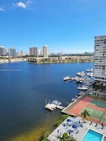 2780 NE 183rd St, Unit 1412 in Aventura, FL - Building Photo