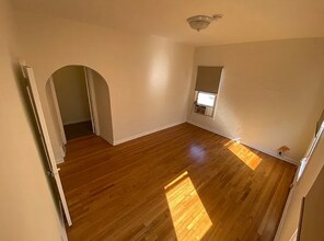 320 N Genesee Ave, Unit #2 in Los Angeles, CA - Foto de edificio - Building Photo