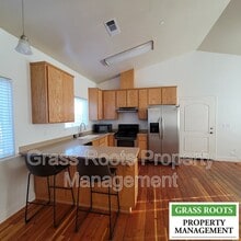 152 W Empire St in Grass Valley, CA - Building Photo - Building Photo