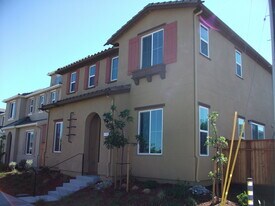 124 English Rose Cir in Campbell, CA - Building Photo