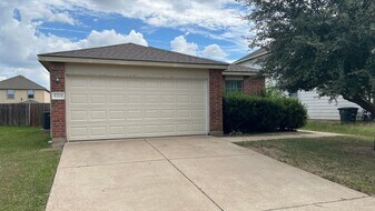 5701 Capricorn Loop in Killeen, TX - Building Photo
