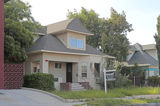 7246-7248 Bright Ave in Whittier, CA - Building Photo - Building Photo