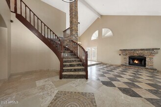 8830 E Carol Way in Scottsdale, AZ - Building Photo - Building Photo
