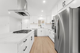 8875 Gowdy Ave, Unit 2BD in San Diego, CA - Building Photo - Building Photo