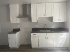 1814 W 22nd St in Los Angeles, CA - Building Photo - Building Photo