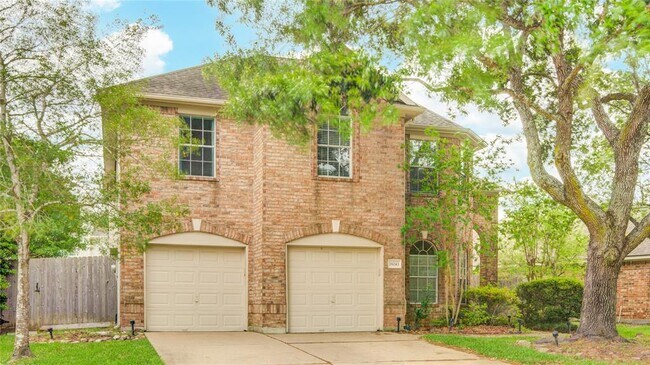 property at 18043 Somerset Knolls Ct