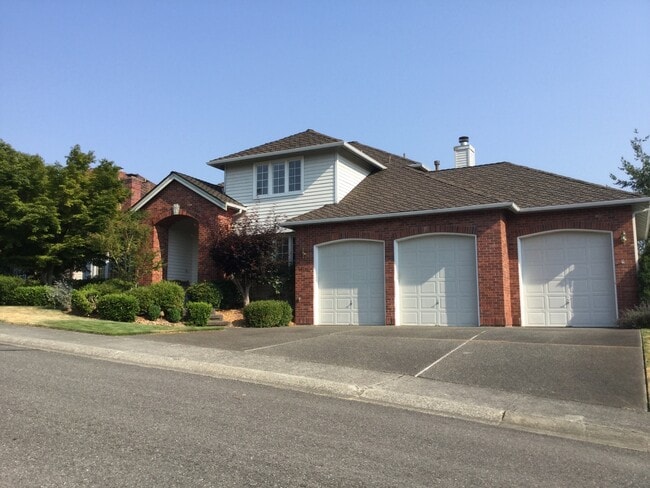 19126 NE 45th Pl