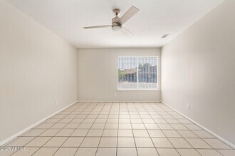 1754 E Alta Vista Rd in Phoenix, AZ - Building Photo - Building Photo