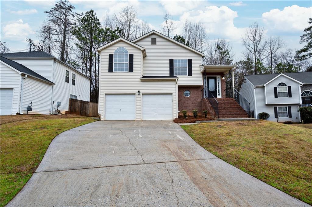 1073 Hidden Brook Trail in Atlanta, GA - Foto de edificio