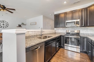 15213 Wrights Crossing Dr in Charlotte, NC - Building Photo - Building Photo