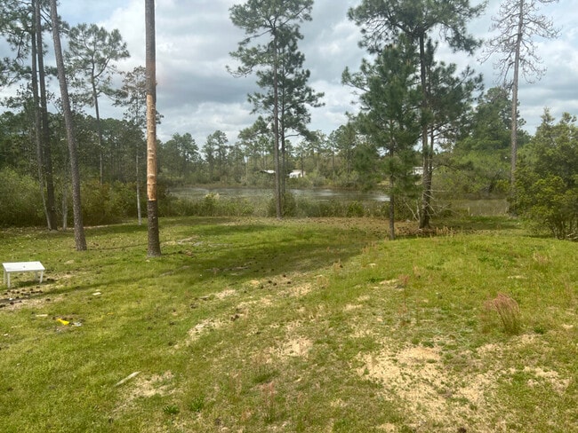 210 Lake Rosemary Ct in Defuniak Springs, FL - Building Photo - Building Photo