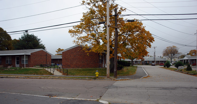 1 Shed St in Quincy, MA - Foto de edificio - Building Photo