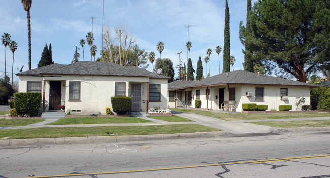 2100-2116 N Sierra Way in San Bernardino, CA - Foto de edificio - Building Photo