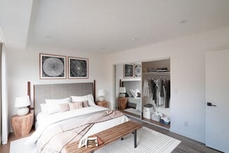 6133 Eleanor Ave in Los Angeles, CA - Building Photo - Interior Photo