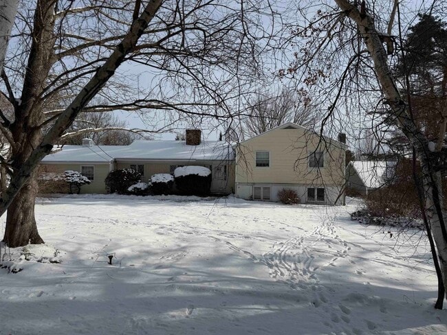 property at 32 Forest Rd