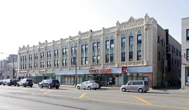 North Ave Office in Chicago, IL - Building Photo - Building Photo